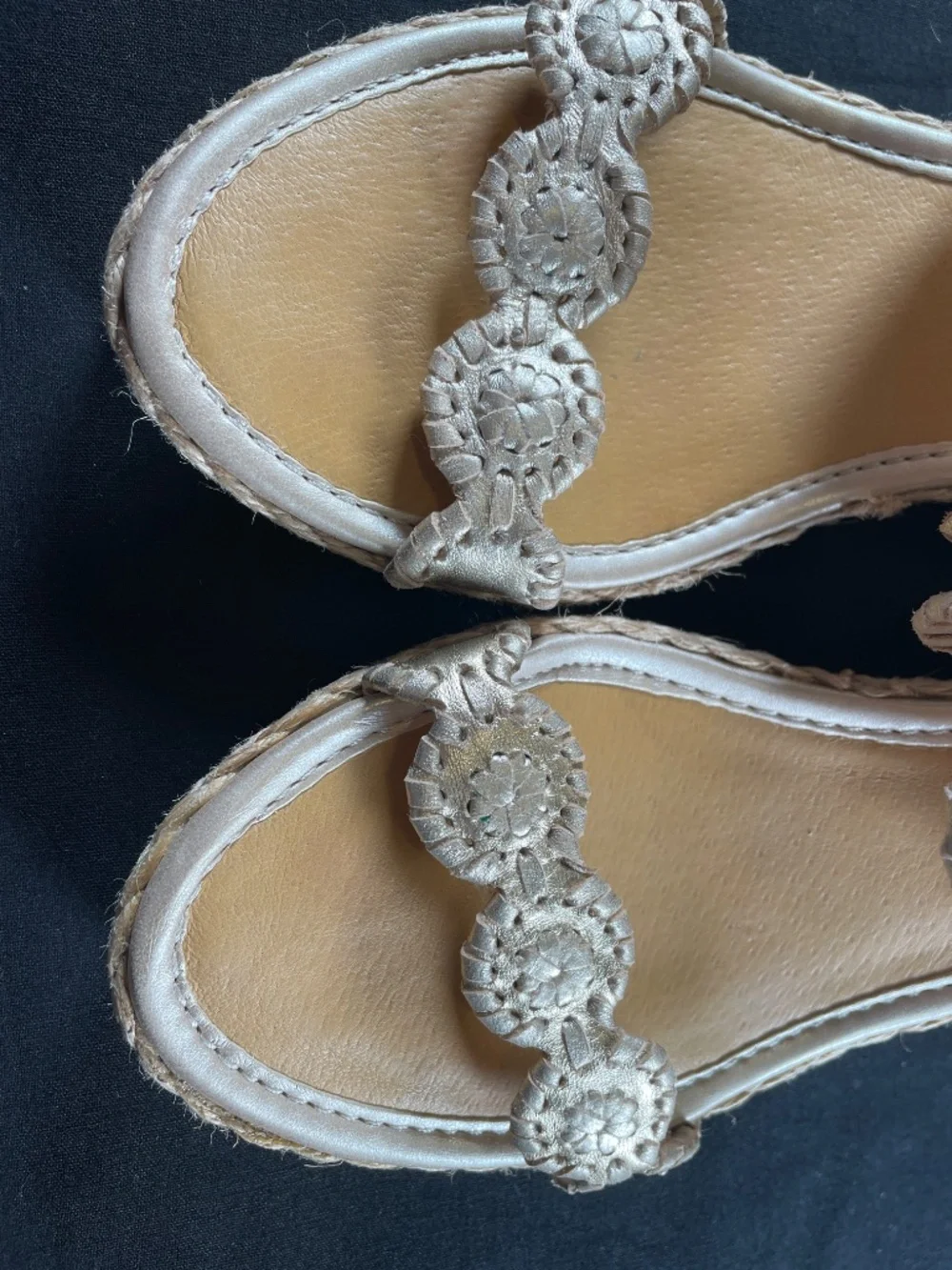 Jack Rogers Shelby Espadrille Wedge 7.5M in Platinum Country